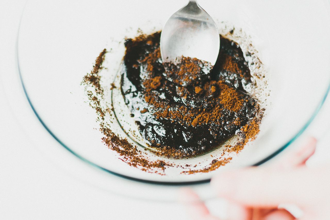 Make your Own Simple & Zero Waste Coconut & Coffee Body & Face Scrub by Conscious by Chloé