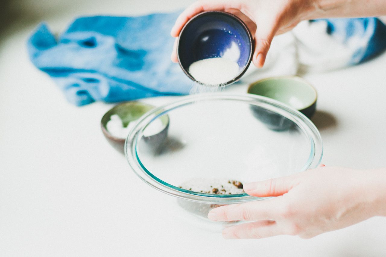 Make your Own Simple & Zero Waste Coconut & Coffee Body & Face Scrub by Conscious by Chloé