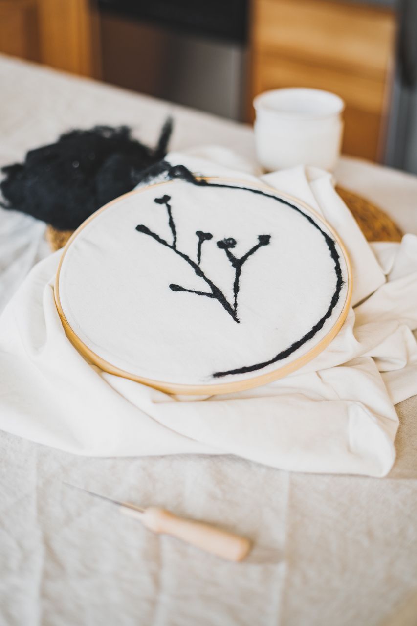 Minimalist Floral Needle Felted Cushion DIY by Conscious by Chloé