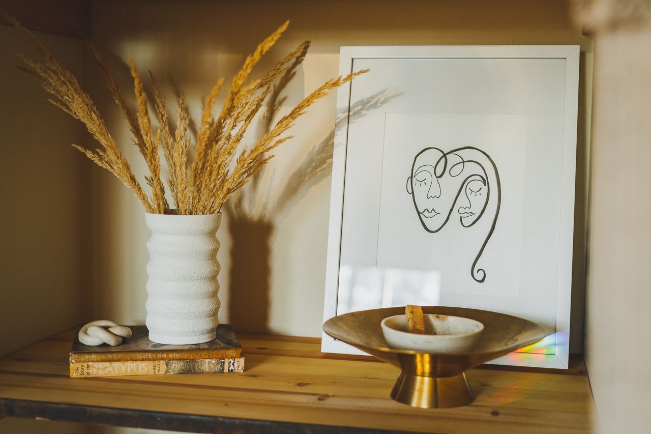 conscious-by-chloe-minimal-shelf