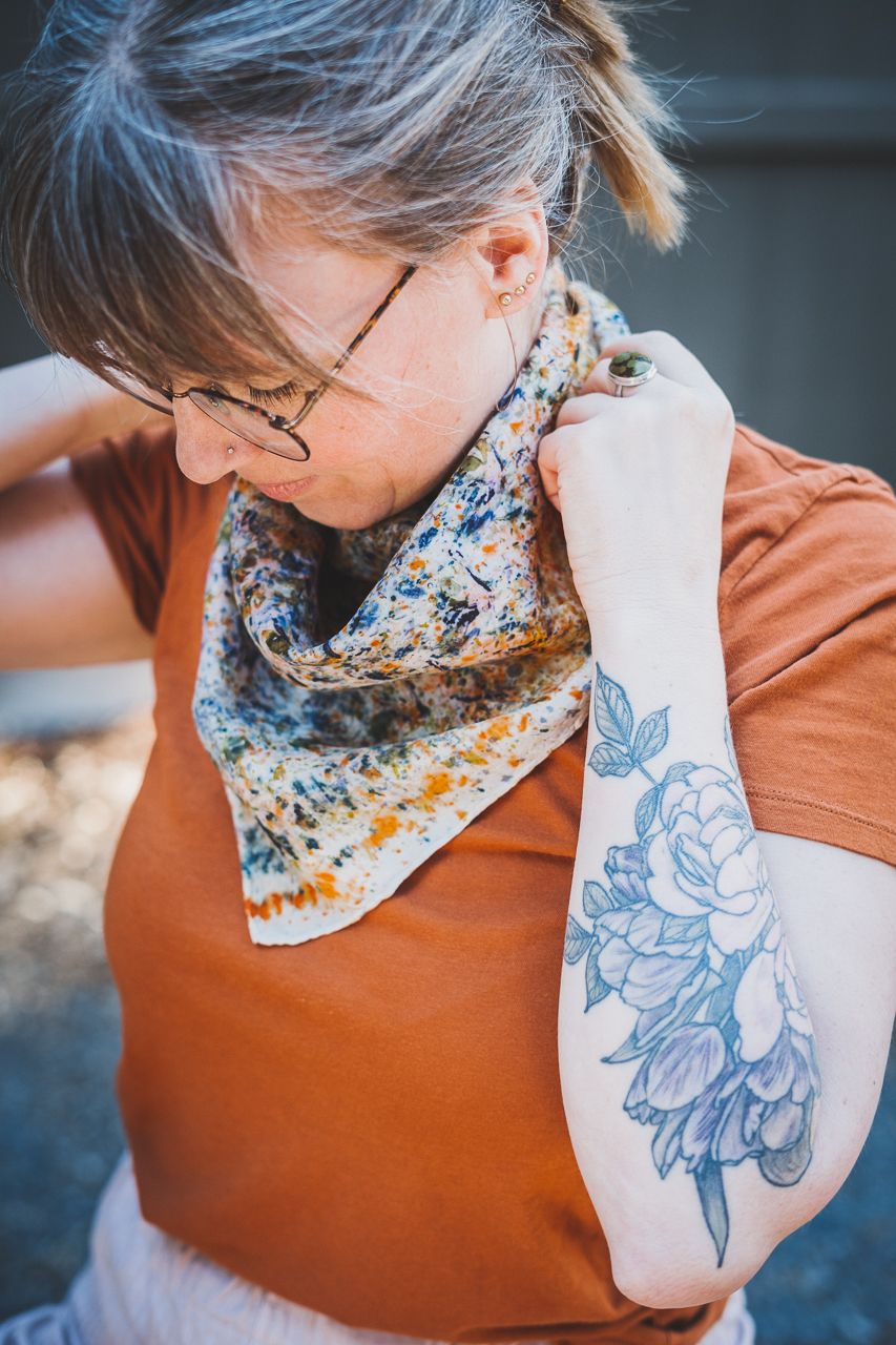 Natural Bundle Dyeing a Silk Scarf with Lauren Wheeler of Vive Textiles
