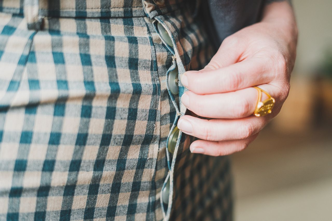 Persephone Pants by Anna Allen Clothing Pattern Review and Tips in Lightweight Gingham by Conscious by Chloé